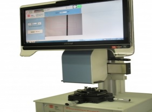 光学メタルワイヤ直径（または円内径）測定器