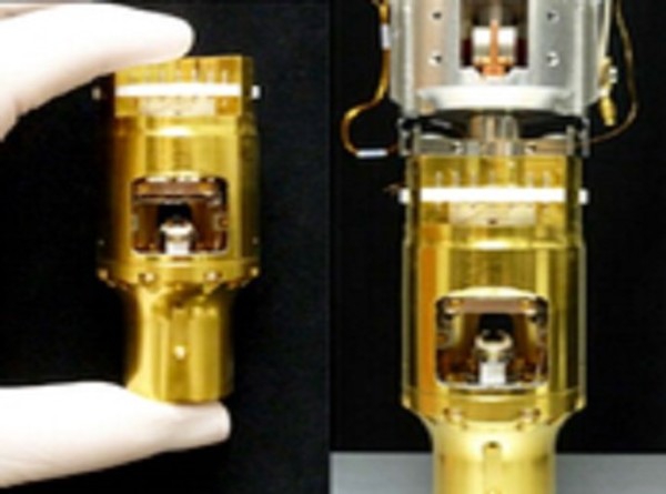 กล้องจุลทรรศน์แบบพันเพื่อการวิจัยที่อุณหภูมิต่ำ LT AFM/STM